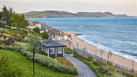 cheap hotels in lyme regis area